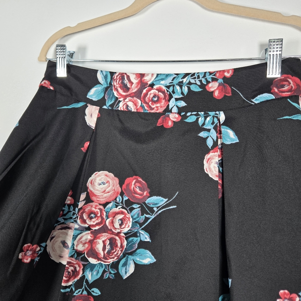 NEW Heart Soul Black Floral Pleated Front A-Line Skirt Juniors Size 9 - Picture 3 of 13